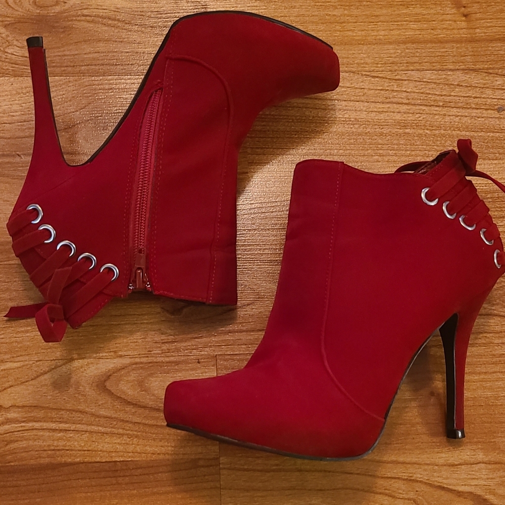 Qupid Red Faux-Suede Ankle Boots
